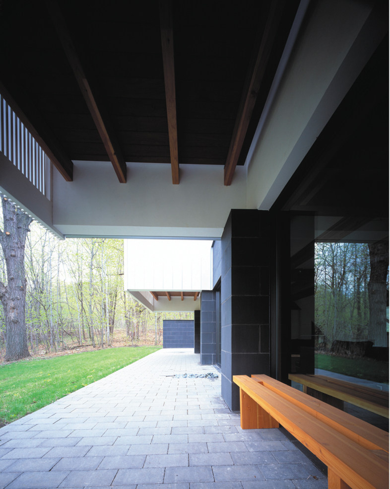 51017eb1b3fc4b4e00000054_streeter-residence-david-salmela-architect_07_123882a.jpg