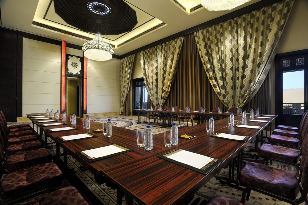 谢赫扎耶德清真寺（Shaikh Zayed Bin Sultan Al Nahyan Mosque）_Ballroom meeting set up.JPG