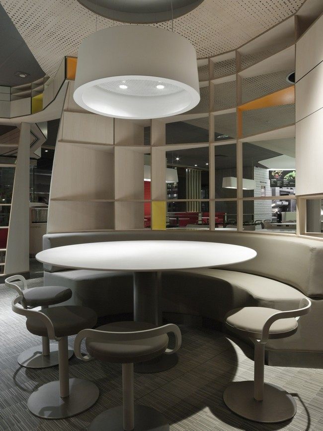 McDonald’s-Interior-in-France-by-Patrick-Norguet-8.jpg