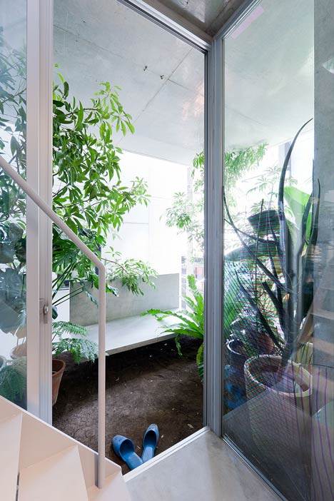 dezeen_Garden-and-House-by-Ryue-Nishizawa_4a.jpg