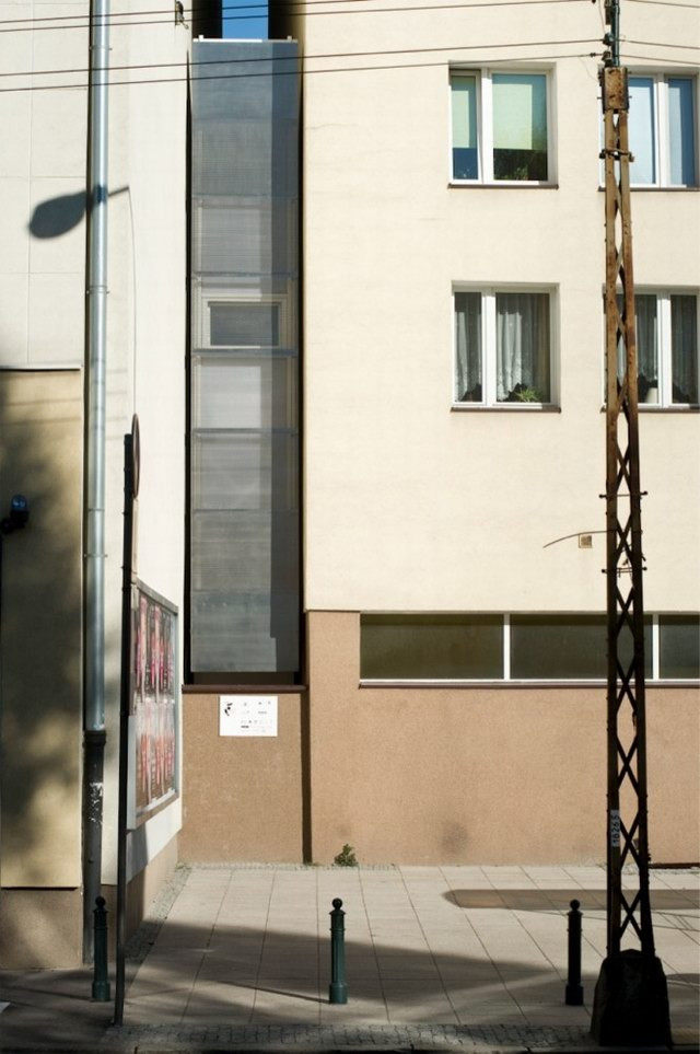 独居隐士Keret House ：波兰华沙最窄的住宅_19.jpg