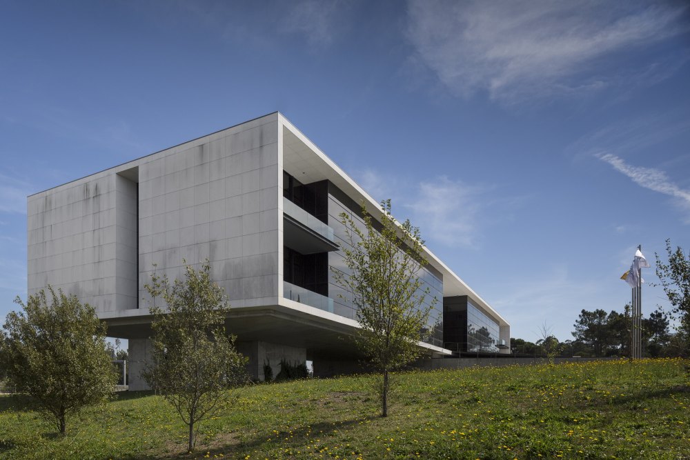 葡萄牙阿格罗斯公司总部/雷特·罗恰建筑师事务所_54.jpg