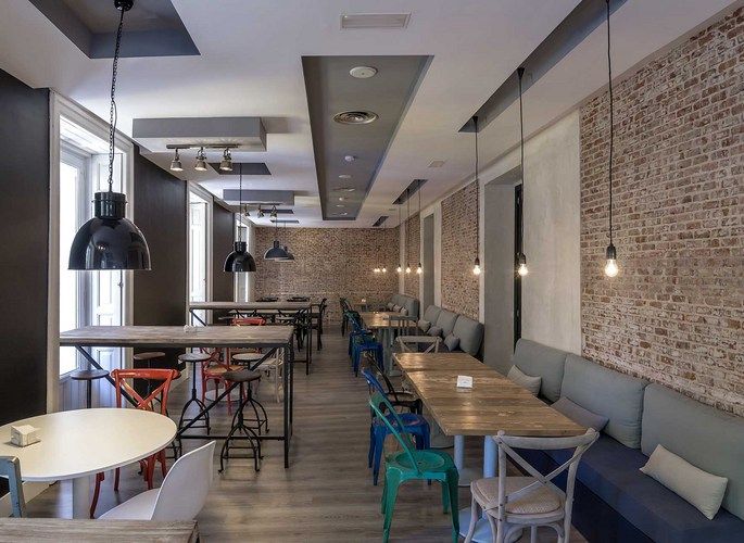 西班牙马德里U酒店 UHostels Madrid, Spain_u-hostels-restaurant.jpg