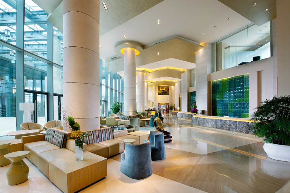 Lobby-1.jpg