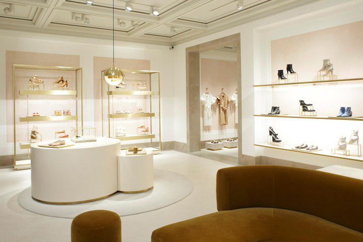 巴黎珂洛艾伊精品店_Chloe-Boutique-at-Saint-Honore-Paris.jpg