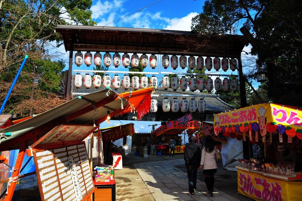 日本-八坂神社_a14146701_01000.jpg