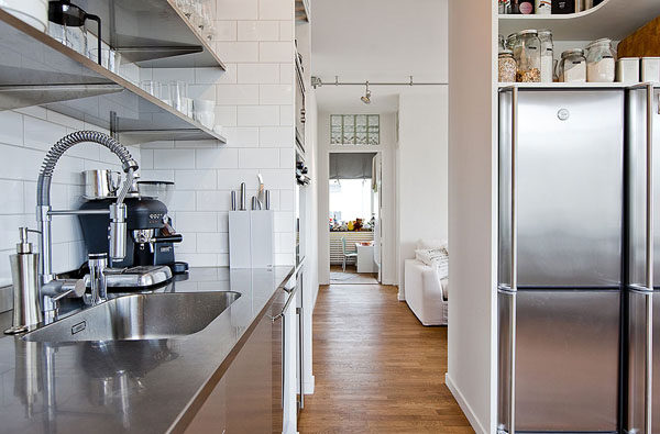 斯德哥尔摩Lilla Essingen岛现代简约顶层公寓设计_21352140a-9.jpg