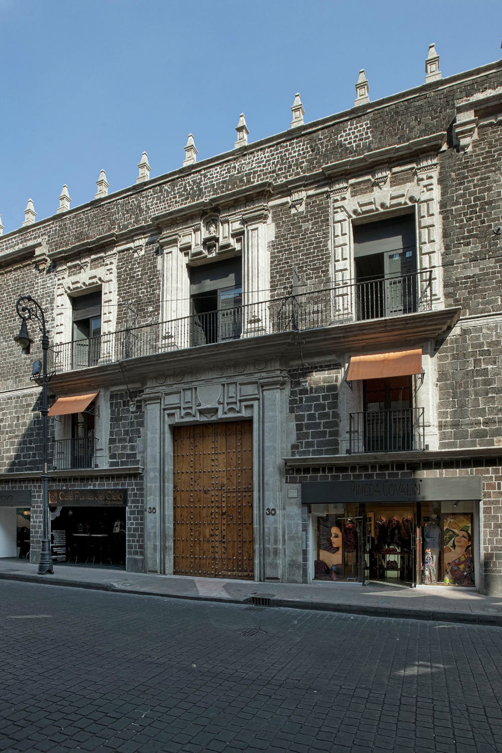 墨西哥市区酒店 Downtown Mexico by Cherem Serrano Arquitectos_Downtown-Mexico-02.jpg