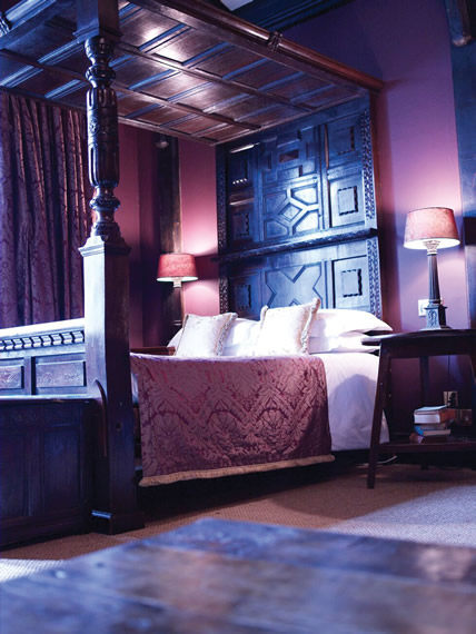 伦敦戈尔酒店 The Gore_bedroom20.jpg