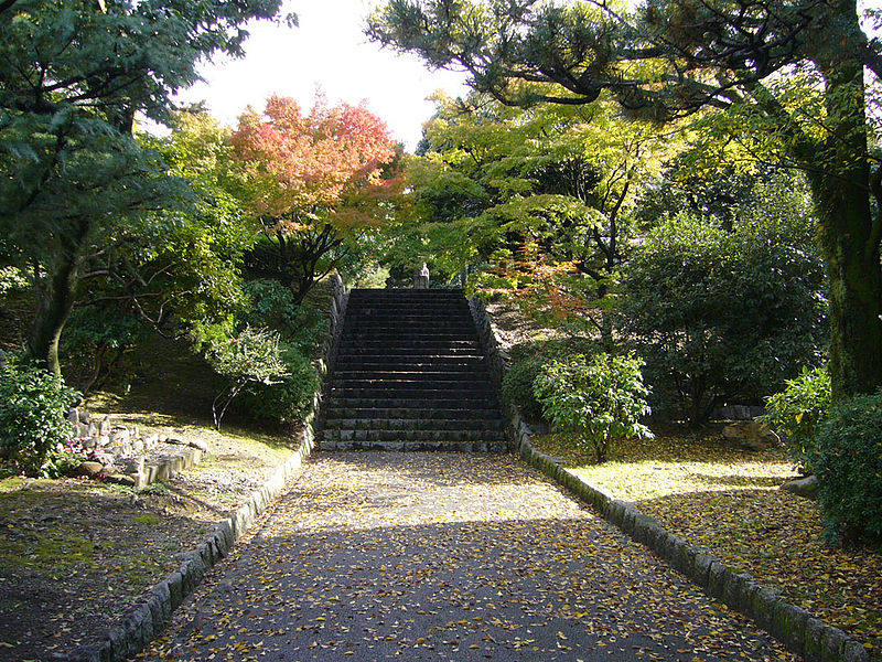 日本国宝系列鉴赏_800px-Kyoto_national_museum04_1024.jpg