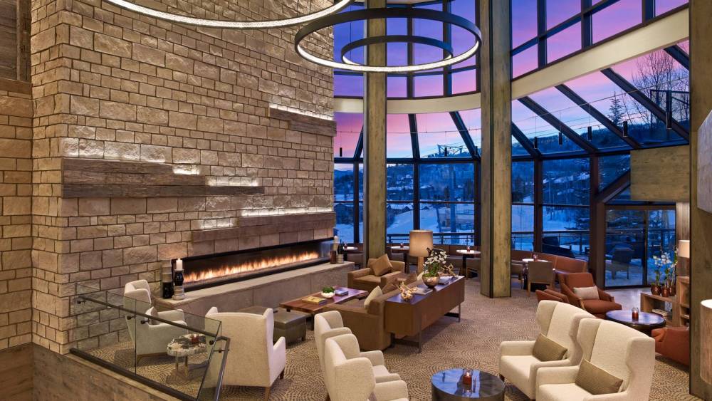 美国科罗拉多斯诺马斯威斯汀度假酒店 The Westin Snowmass Resort_HD-Snowmass-Aerial-Lobby.jpg