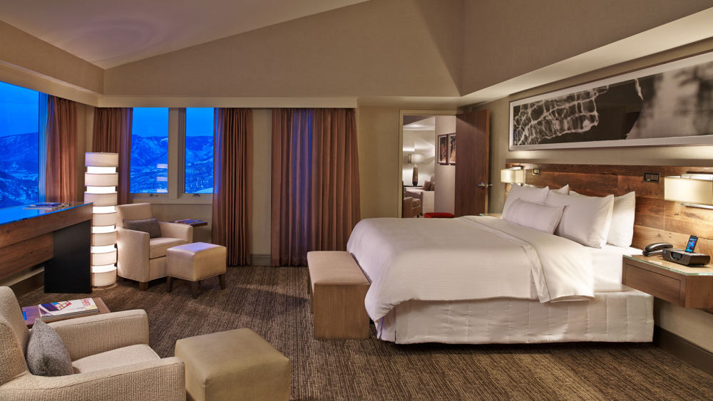 美国科罗拉多斯诺马斯威斯汀度假酒店 The Westin Snowmass Resort_HD-Snowmass-Bedroom-Suite.jpg