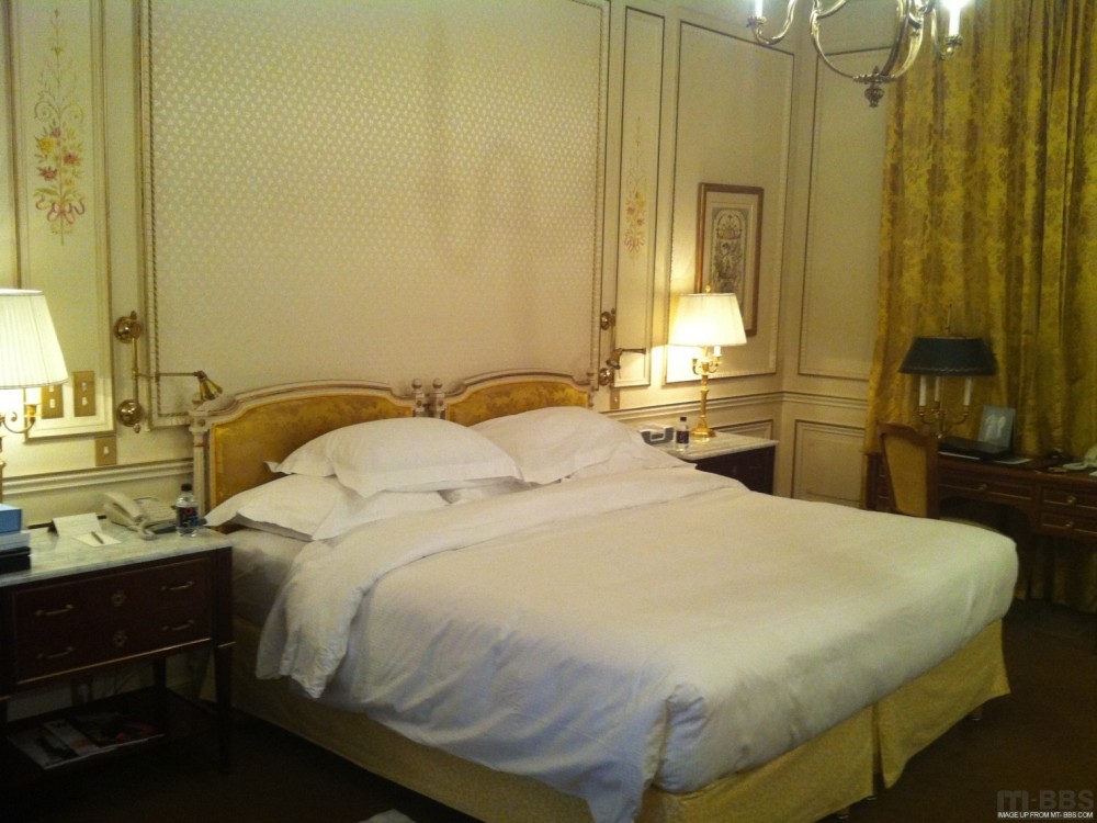 法国Le Meurice (莫里斯酒店)_0Room1_1.jpg