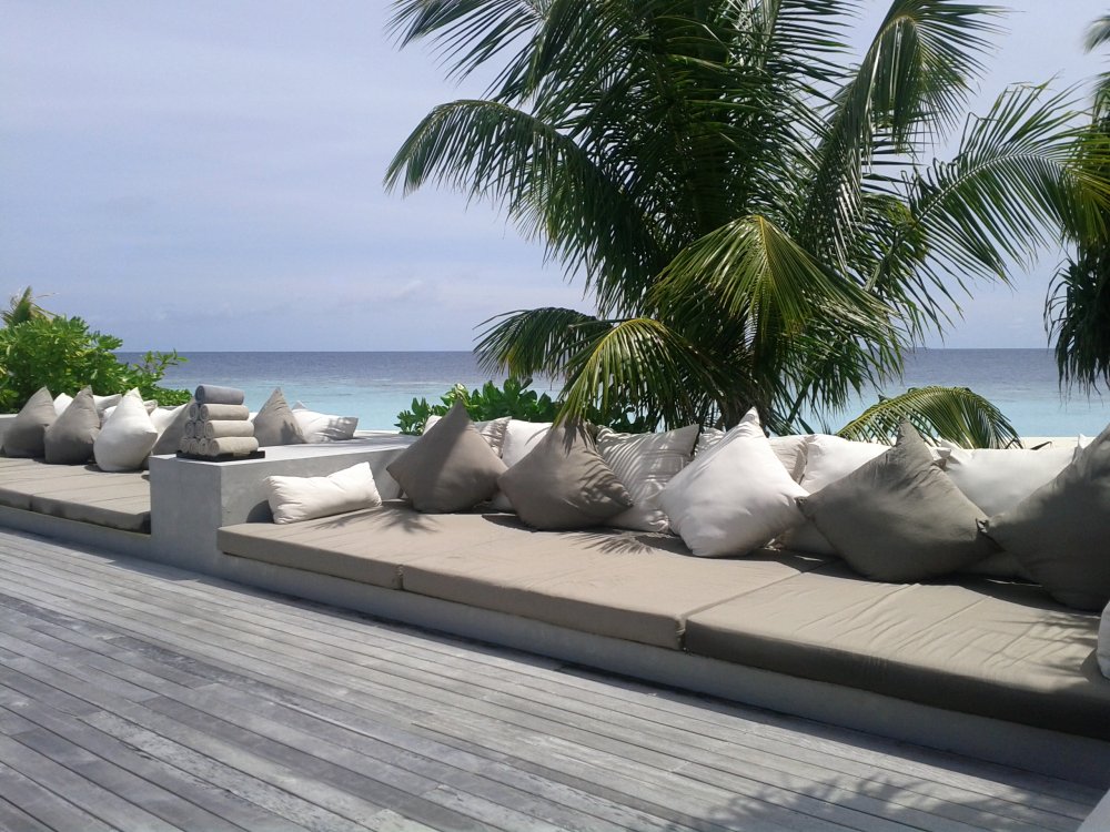 马尔代夫哈达哈岛柏悦酒店Park Hyatt Maldives Hadahaa高清自拍_park-hyatt-maldives-hadahaa-main-pool-7.jpg