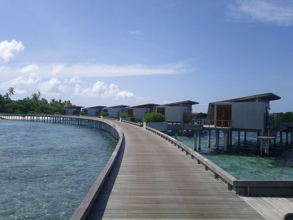 马尔代夫哈达哈岛柏悦酒店Park Hyatt Maldives Hadahaa高清自拍_park-hyatt-maldives-hadahaa-over-water-villa-road.jpg