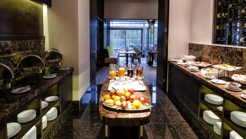 贝尔格莱德大都会皇宫饭店 Metropol Palace, Belgrade_Metrolpol_Palace_Belgrade_breakfast.jpg