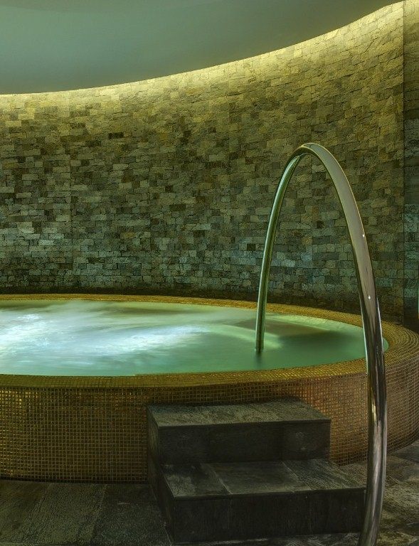 Atarmia Spa Jacuzzi.jpg