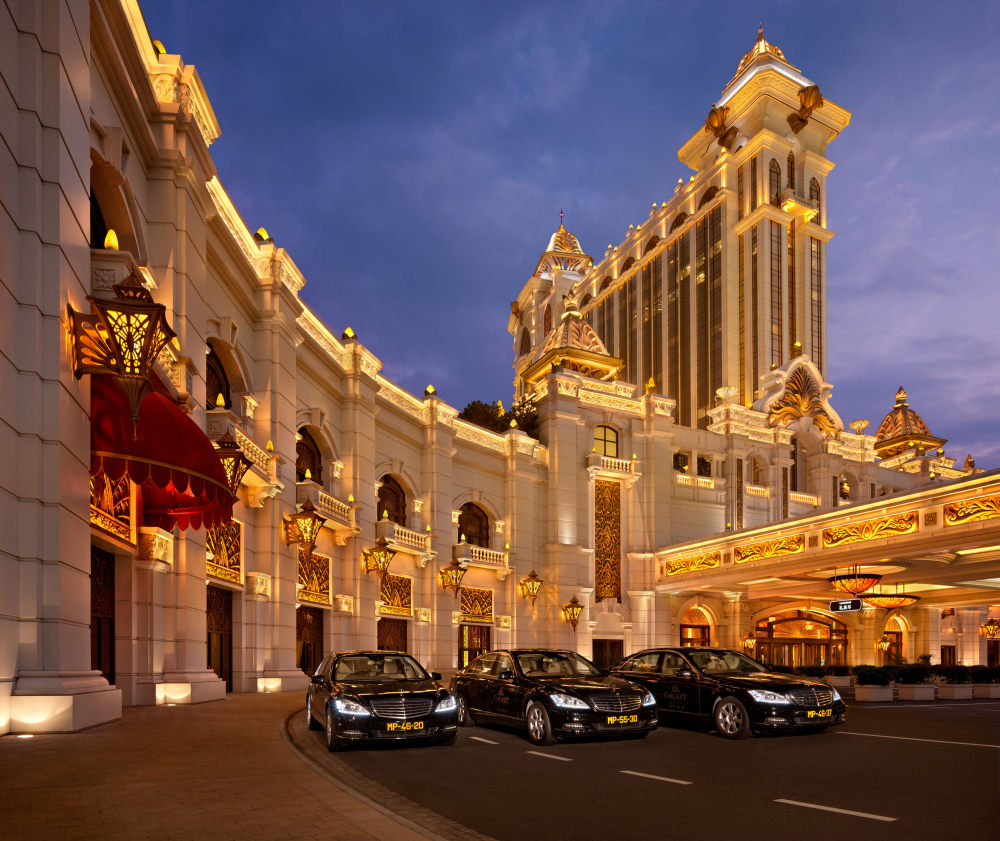 Galaxy Hotel,Macau 澳门银河酒店（官方版）_47062411-H1-Galaxy_Exterior_Porte_Cochere.jpg