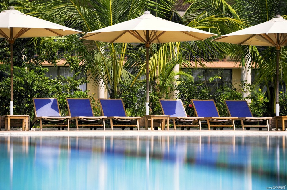17)Le Meridien Ibom Hotel Golf Resort—Breathtaking Pool 拍攝者.jpg