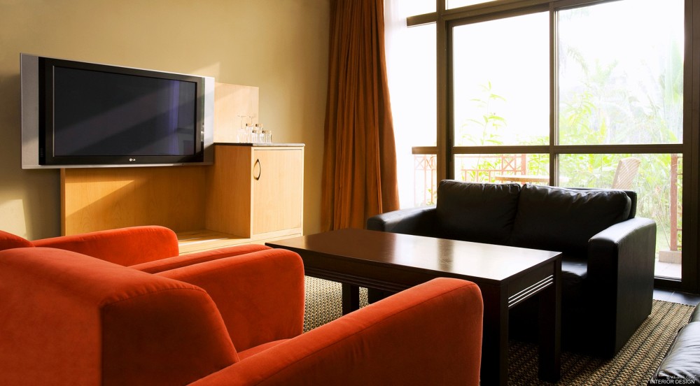 20)Le Meridien Ibom Hotel Golf Resort—Diplomatic Suite Lounge 拍攝者.jpg