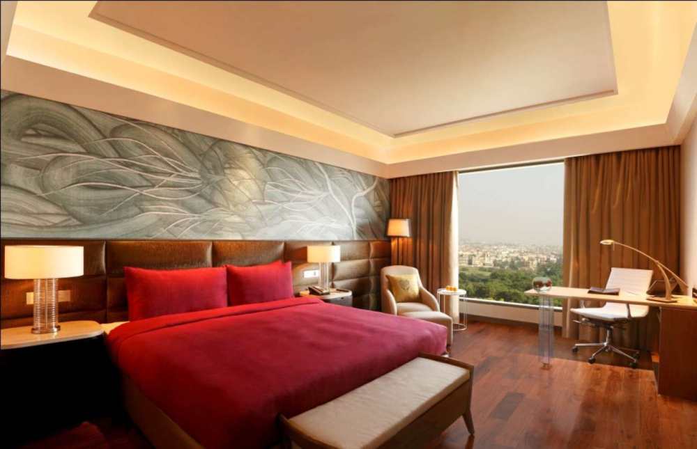 凯宾斯基新德里喜瑞饭店 Kempinski Ambience Hotel Delhi_SetWidth1300-Deluxe-Suite-1.jpg