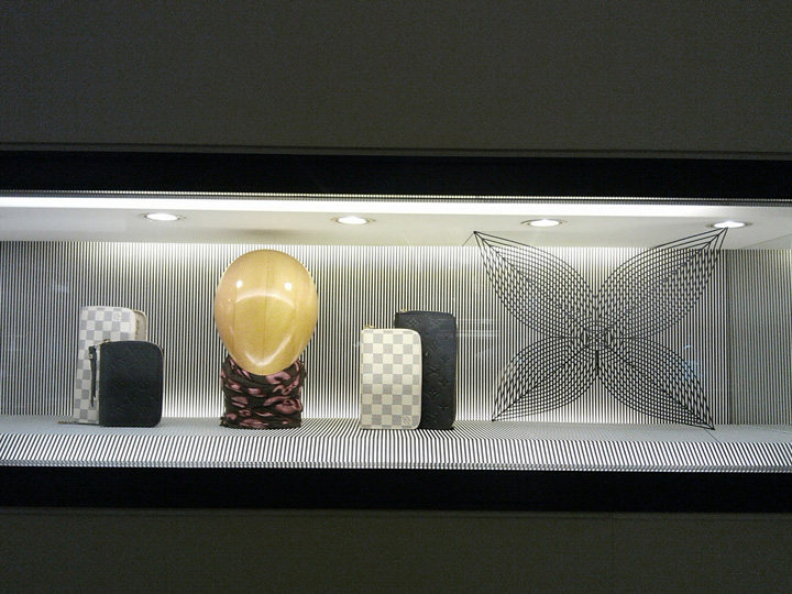 Louis Vuitton Spiderweb windows, Jakarta_Louis Vuitton Spiderweb windows Jakarta 09 Louis Vuitton Spiderweb windows, Jakarta.jpg