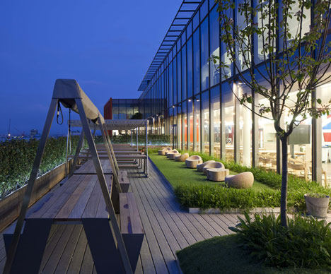 PENSON南玻谷歌在伦敦考文特花园（Covent Garden）。_dezeen_Google-Super-HQ-by-PENSON_10.jpg