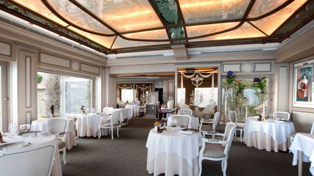 法国ÈZE黄金山羊城堡酒店 Château de la Chèvre d'Or_Restaurant La Chèvre d’Or1.jpg