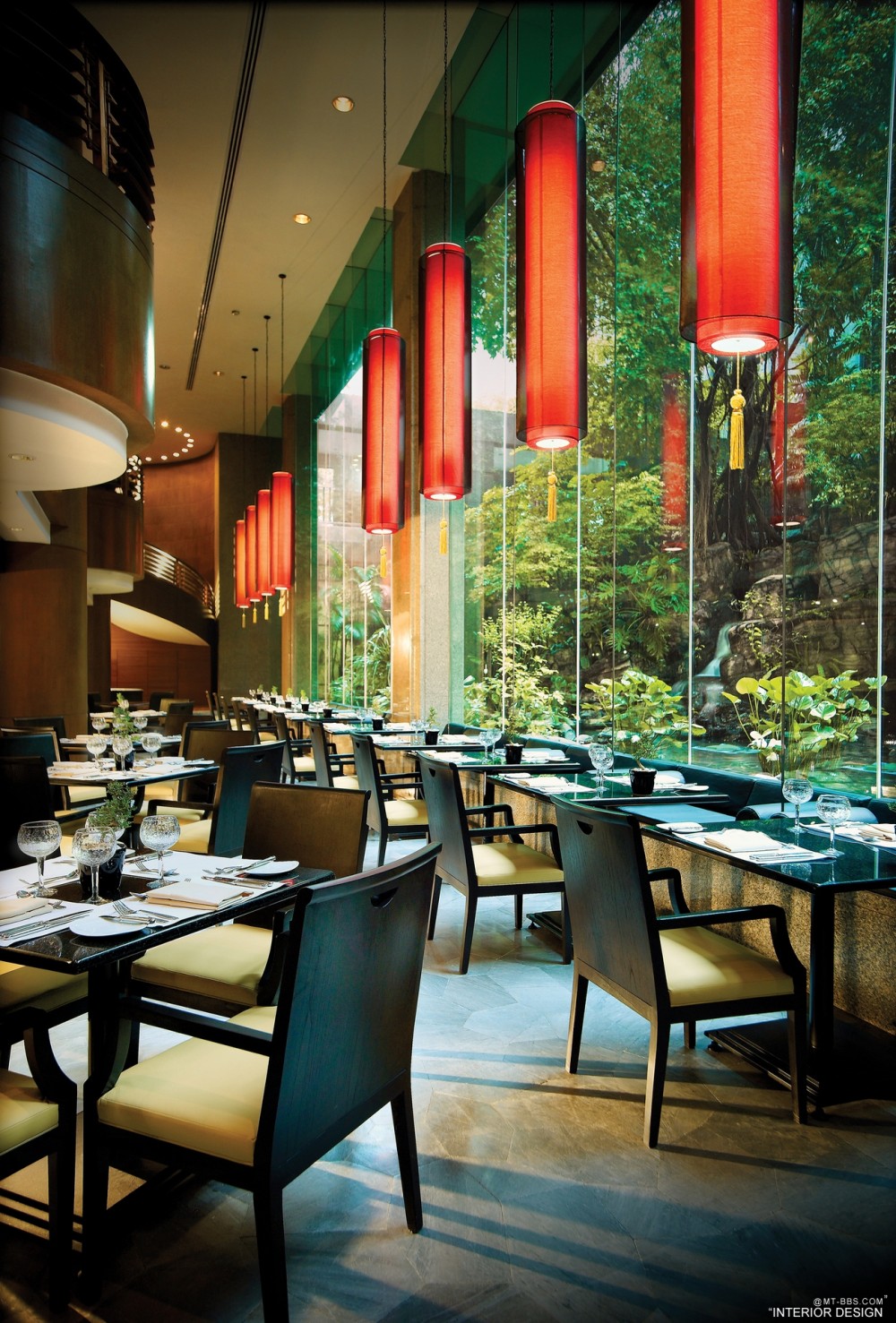 【HD】曼谷悦榕庄 Banyan Tree Bangkok 官方高清摄影_25559204-h1-romsai-diningv.jpg