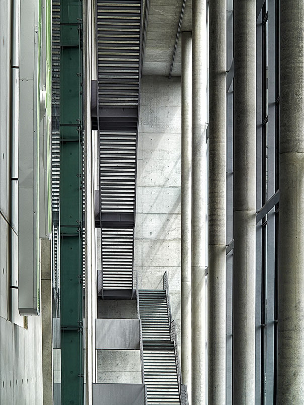【高清】德国街头建筑摄影_w_stairs1.jpg