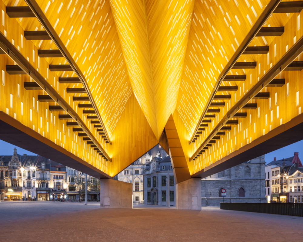 517a7505b3fc4b36690001bf_market-hall-in-ghent-marie-jos-van-hee-robbrecht-daem_sthl725.jpg