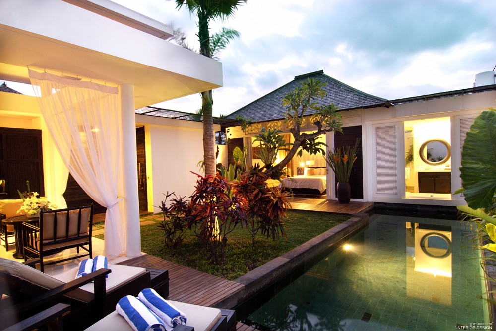 曼谷安纳塔拉度假俱乐部 Anantara-Vacation-Club_47358873-H1-Bali_Pool_Villa_exterior.jpg