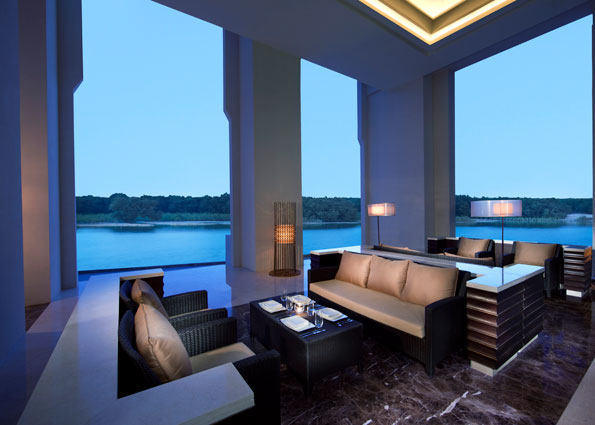 阿布扎比安纳塔拉东方红树林酒店 Eastern Mangroves, Abu Dhabi_Eastern_Mangroves_by_Anantara_Abu_Dhabi-Ingredients-al-fresco-terrace-G-AEM_1805.jpg