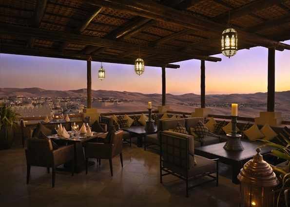 安纳塔拉盖斯尔阿萨拉沙漠度假村 Qasr Al Sarab, Ab..._Panoramic-desert-views-from-Suhail-restaurant-AQA_952.jpg