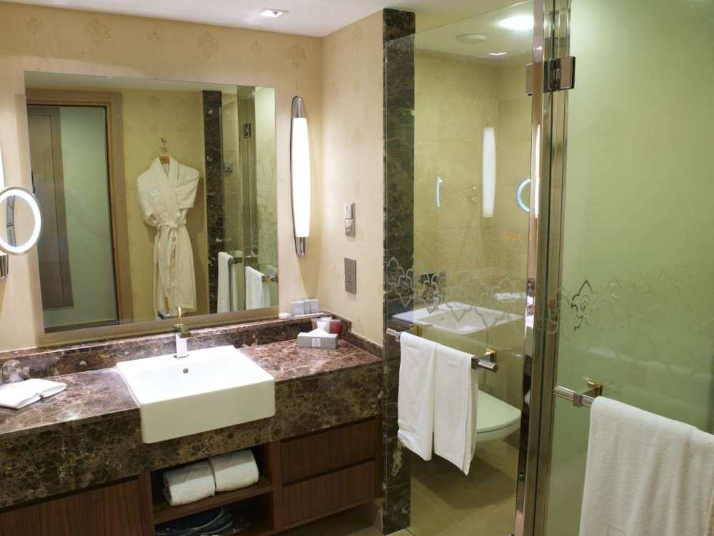 土耳其贝莱克凯宾斯基圆顶大酒店 Kempinski Hotel The Dome Belek_SetWidth1300-AYTSuperiorRoomBathroomLC1K.jpg