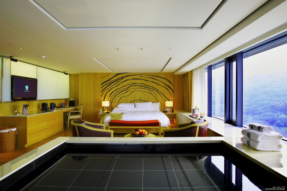 首尔悦榕庄 Banyan Tree Club spa Seoul_31890591-H1-BTKRSE_JS_1007_ Premier Room-Bedroom & Living room _G9F90222.jpg