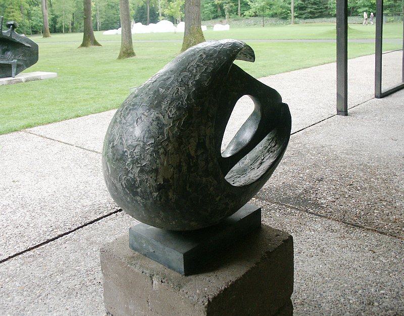 大师 芭芭拉·赫普沃思Barbara Hepworth的 雕塑作品_20027.jpg