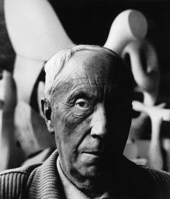 阿尔普Jean（ Hans） Arp_angeldrawings.arp.photo.5.jpg