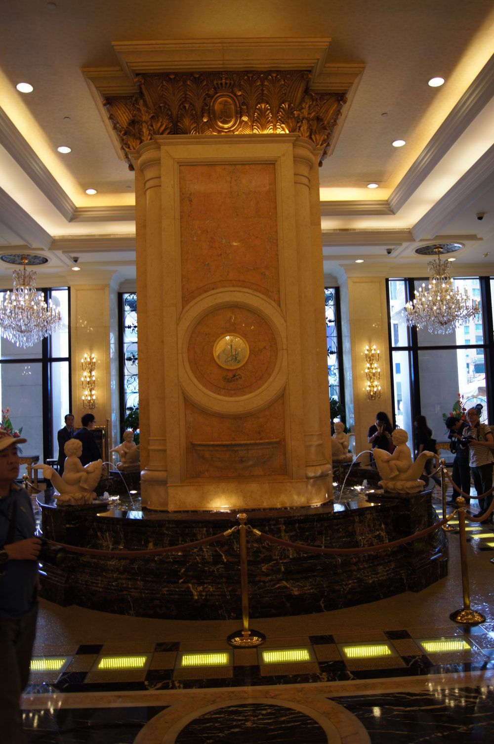 澳门英皇娱乐酒店Grand Emperor Hotel， Macau_DSC03807_调整大小.JPG