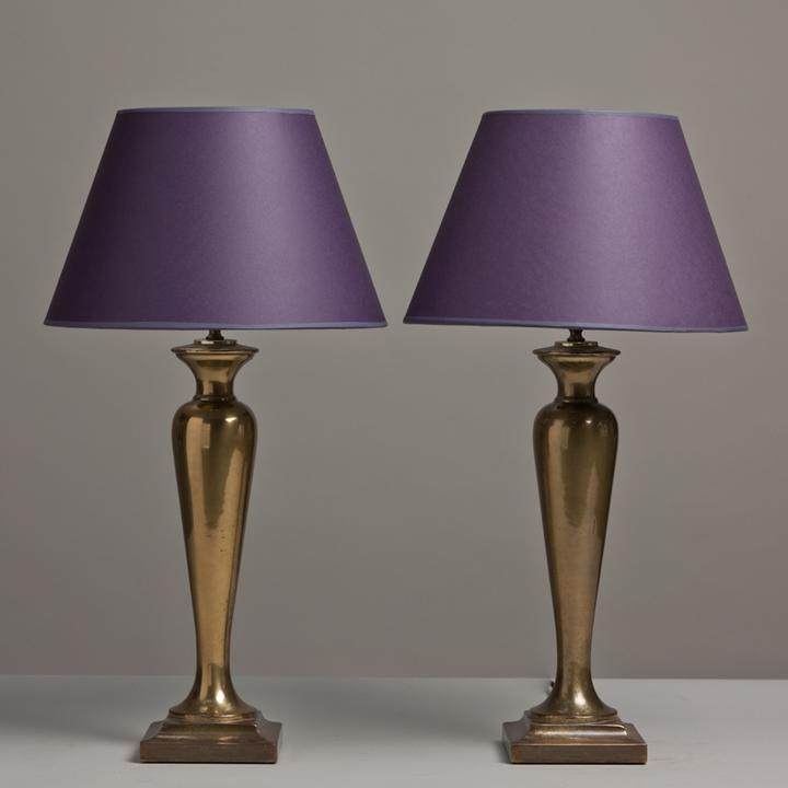 各种国外大牌家具2_A-Pair-of-Neoclassical-Inspired-Brass-Table-Lamps-1970s-10055_15066-zoom.jpg