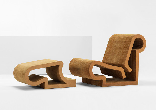 绝对精品1--木质艺术品及用品_Furniture-at-the-Modern-Design-Exhibition-Wright-Auction-House-1.jpg