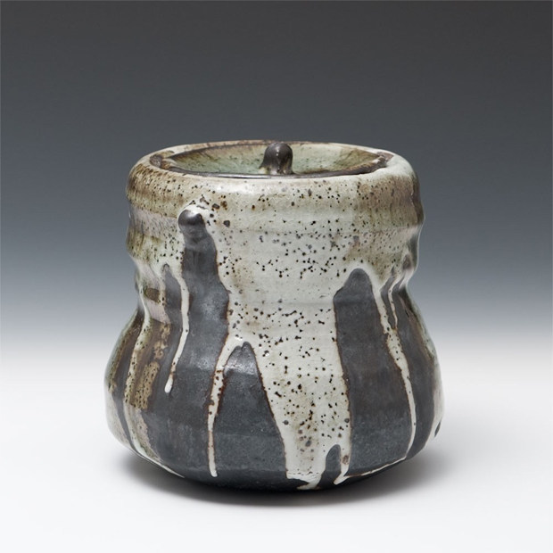 绝对精品3--质感纯朴的陶瓷用品_Series-of-Ceramics-by-Lisa-Hammond-image1.jpg
