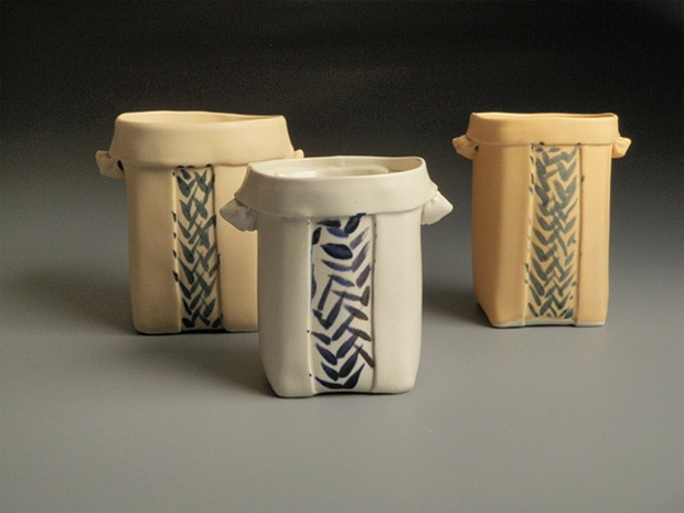 绝对精品4--陶瓷用品_Series-of-Ceramics-by-Mary-Kay-Botkins-image3.jpg