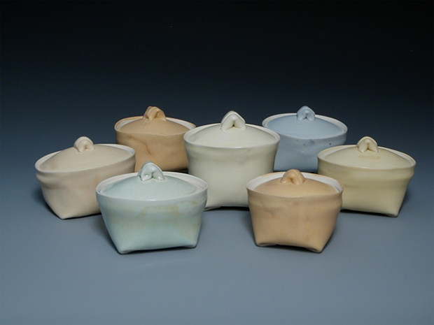 绝对精品4--陶瓷用品_Series-of-Ceramics-by-Mary-Kay-Botkins-image5.jpg