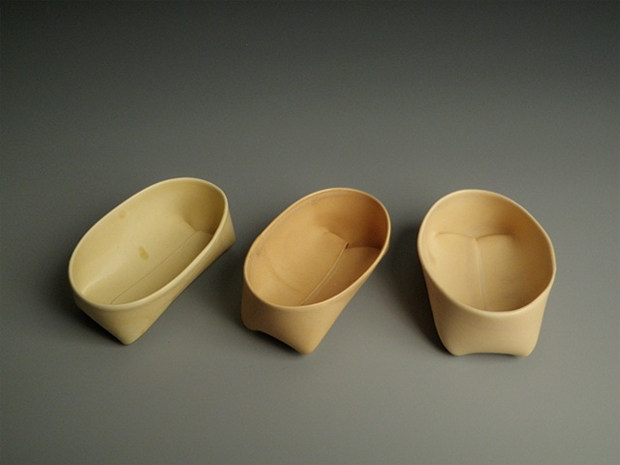 绝对精品4--陶瓷用品_Series-of-Ceramics-by-Mary-Kay-Botkins-image6.jpg