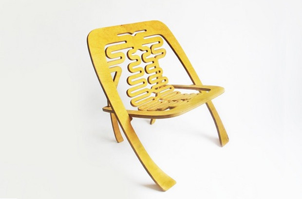 绝对精品2--木质家具_An-Exhibition-of-Childrens-Chairs-Mondo-Cane-and-Partners-Spade-4.jpg