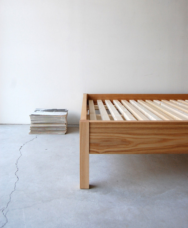 绝对精品2--木质家具_A-Selection-of-Furniture-by-NAUT-Design-11.jpg