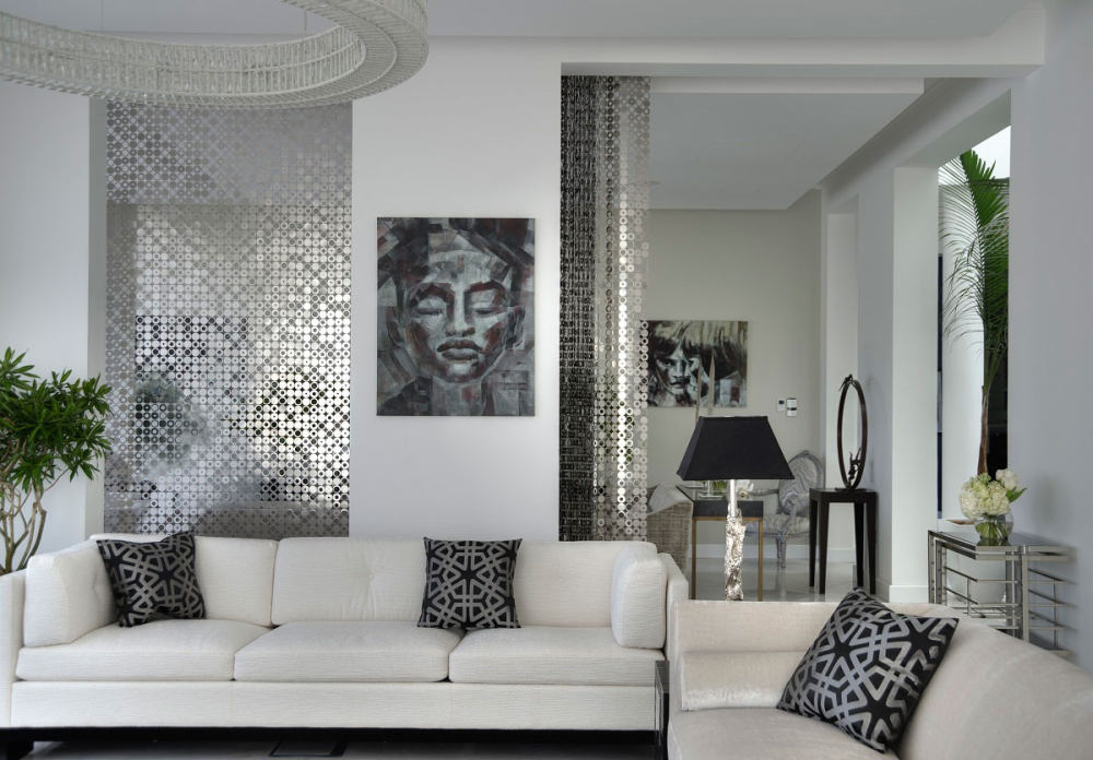 迪拜Al Barari（铝伯拉里）-The Reserve豪华别墅_Villas-Al-Barari-Dubai-White-Sofas-Lighting-Art.jpg