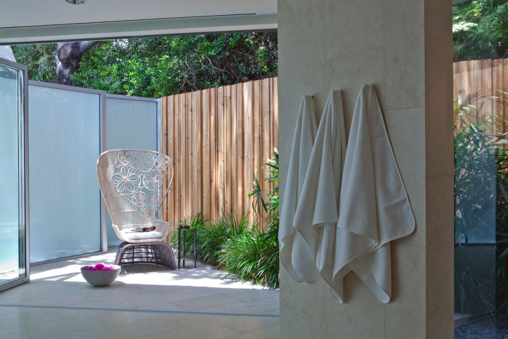 美国南加州--Fabulous Modern Interior_Modern-Interior-California-Terrace.jpg