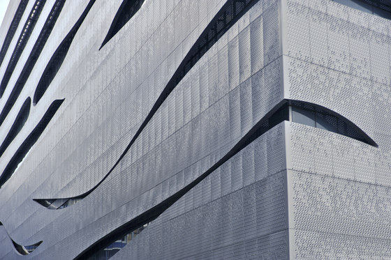 SOM-Park-Hotel-Hyderabad_Facade_Detail_2_BharathRamamrutham.jpg